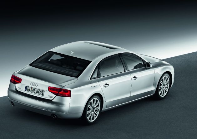 Audi A8 L W12:
A8L100007